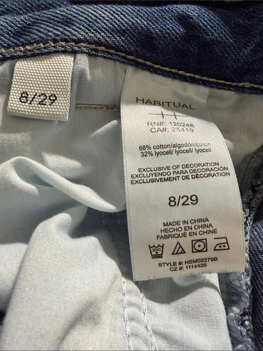 Habitual Light Wash Blue Denim Bermuda Shorts Size 8 - Picture 4 of 5